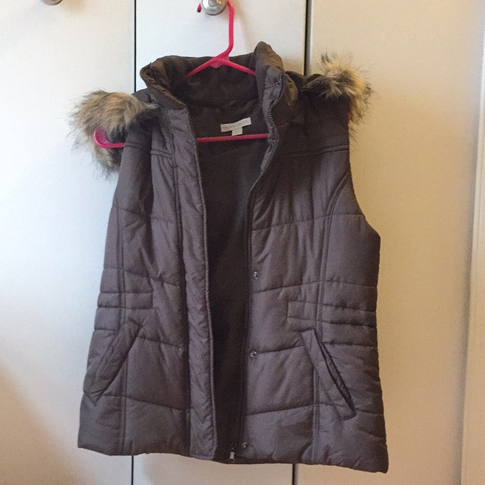 New York and company brown vest